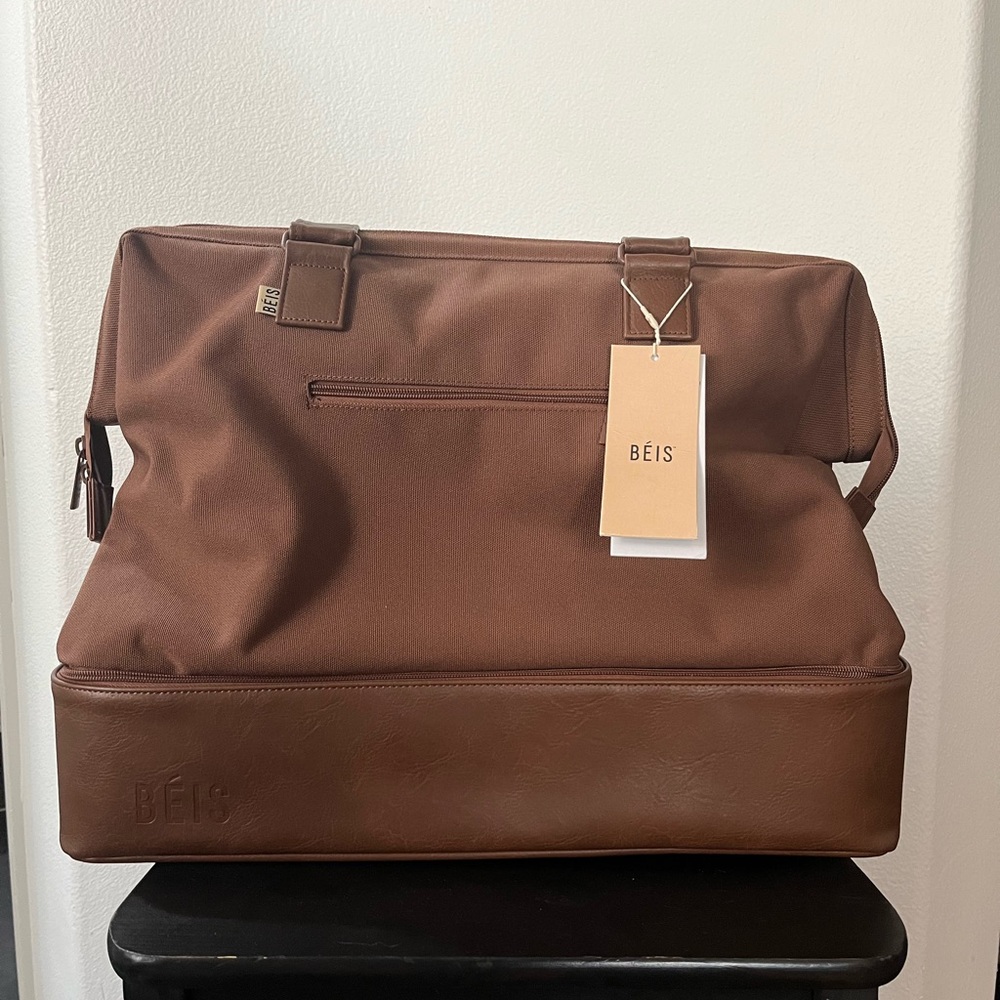 Beis The Weekender in Maple